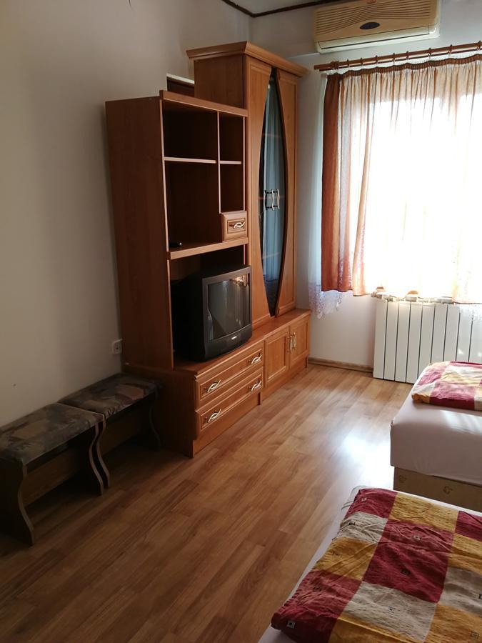 Dunakanyar Bed & Breakfast Göd Esterno foto